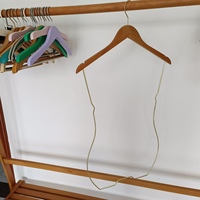 Vente en gros Cintres pour maillots de bain Forme du corps Bikini Sous-vêtements Soutien-gorge Présentoir pour maillot de bain Cintres en métal