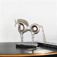 Sculpture de cheval en aluminium Art Déco faite à la main, décoration d'intérieur pour chambre, bureau, hall d'entrée