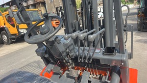 Montacargas HELI Komatsu TCM de 3/5/7/8/10/15/16/25 Toneladas, Equipo de Elevación Hidráulico, Motor Japonés Isuzu Mitsubishi Nissan - Product Image 2