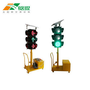 Feu de signalisation solaire portable avec écran LED en ABS pour signalisation de commande de circulation - Product Image 4