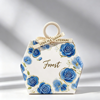 Boîte à dragées de mariage hexagonale de luxe Forest Packing, avec logo personnalisé, motif floral rose, poignée en bois et ruban