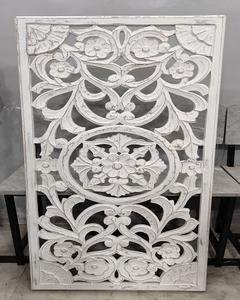 Panneau mural rectangulaire en MDF fait main, élégant art mural sculpté pour la décoration intérieure moderne, pièce d'accentuation à suspendre - Product Image 3