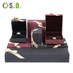 Boîte à bijoux en cuir PU noir et rouge, nouveau style, personnalisable avec logo, pour colliers, bracelets, boucles d'oreilles et bagues, vente en gros - Product Image 2