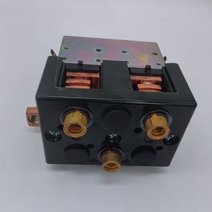 คอนแทคเตอร์รถยกไฟฟ้า Doosan Daewoo รุ่น BR20S2 BR25S2 630A 3 เฟส AC 50Hz แบบติดตั้งบนแผง - Product Image 3