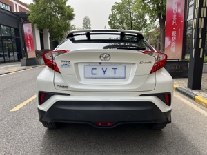 รถยนต์มือสองราคาถูก <span class=keywords><strong>Toyota</strong></span> C-HR <span class=keywords><strong>Hybrid</strong></span> <span class=keywords><strong>Toyota</strong></span> CHR เบนซิน สมรรถนะดี รถ SUV มีรถพร้อมส่ง - Product Image 6