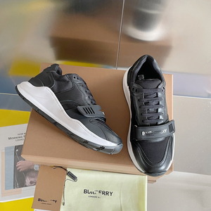 Zapatillas deportivas retro de suela gruesa para hombre, diseño único, estilo moderno, ideales para correr y uso casual. - Product Image 3