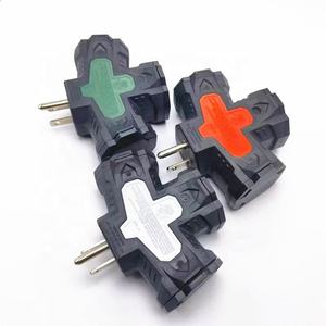 15A Corriente nominal Triple Aplicación industrial Extensor de corriente de pared de PVC de alta resistencia con 3 salidas de tierra Cubierta antipolvo - Product Image 6