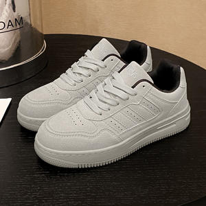 Scarpe da Uomo con Rialzo Interno, Sneakers Casual Slip-On con Fodera in Rete Traspirante per Moda Autunnale e Corsa - Product Image 1