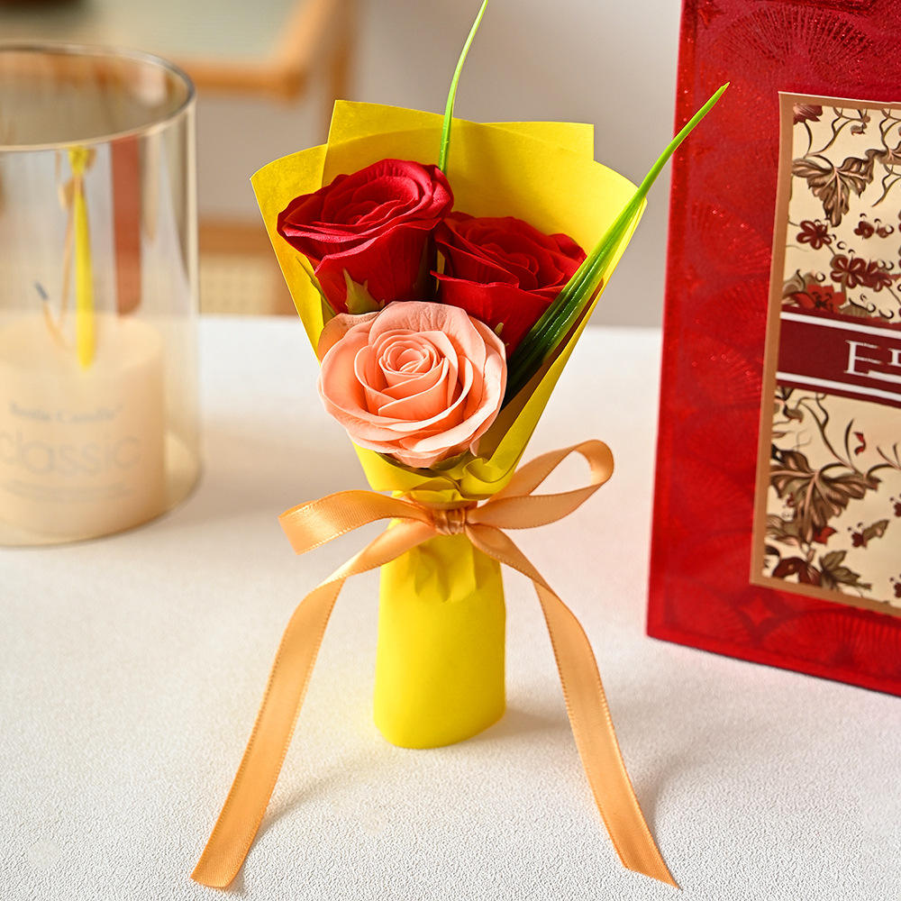 สีเหลือง