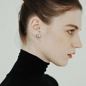 1 Paire de Boucles d'Oreilles Tendance en Acier Inoxydable Patte de Chat Mignonne pour Femmes et Filles, Clous d'Oreilles à Visser Motif Chien, Petits Bijoux, Cadeau pour Amoureuses des Animaux - Product Image 5
