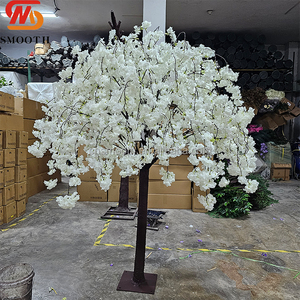 <span class=keywords><strong>Arbre</strong></span> artificiel de fleurs de cerisier violet lilas à tronc courbé de 8 pieds de haut pour la décoration de mariages, d'événements et de centres commerciaux - Product Image 5