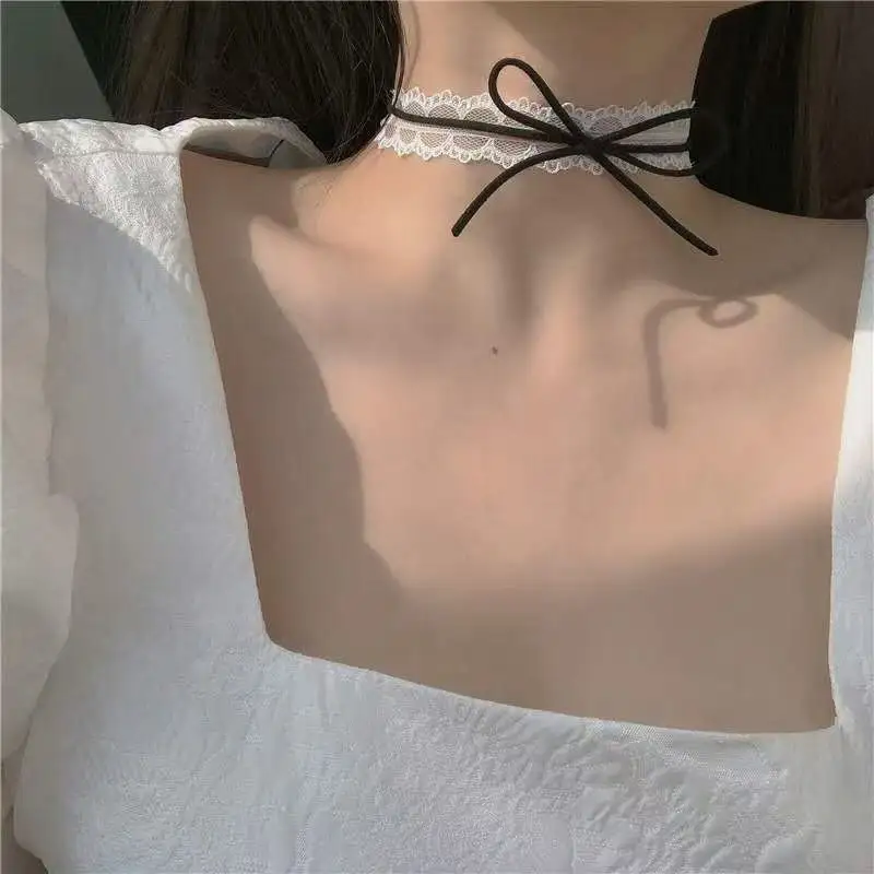 2024 New Necklace Women's Bow White Black Lace Lace Lace Neckband Choker Short Collar Chain