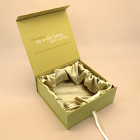 Coffret cadeau de luxe pour femmes Grandes boîtes pour femmes avec laminage mat Gaufrage Revêtement UV Manipulation de l'impression