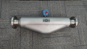 เครื่องวัดการไหล CMF300 CMF200อุตสาหกรรม, เครื่องมือวัดการไหลของน้ำมันเครื่องมือวัดกระบวนการไหลที่มีความเสถียรสูง - Product Image 3