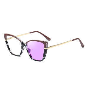 Monturas Ópticas de Lujo con Diseño Ojo de Gato para Mujer, Lentes de PC con Protección UV400 y Anti Luz Azul, Diseño de Alta Gama, Tamaño Mediano, Color Negro - Product Image 2