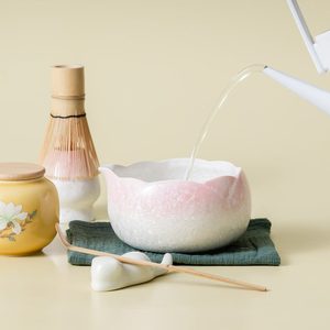 Ensemble de bols en céramique Stoneware Lenscap Matcha avec fouet en bambou et passoire en acier inoxydable, design Japandi pour la cérémonie du thé - Product Image 4