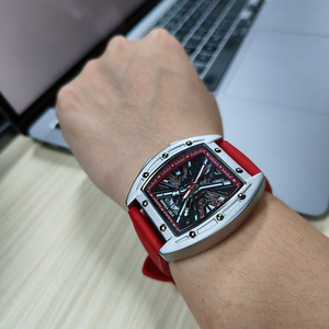 Nuevo reloj mecánico para hombre con forma de tonneau, esqueleto, fondo transparente, resistente al agua, luminoso, elegante reloj de pulsera - Product Image 4