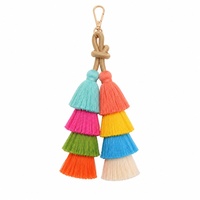 Porte-clés pompon Deepeel BB235 18cm multicolore en polyester avec anneau métallique pour sac à main, sac à bandoulière et accessoire vestimentaire