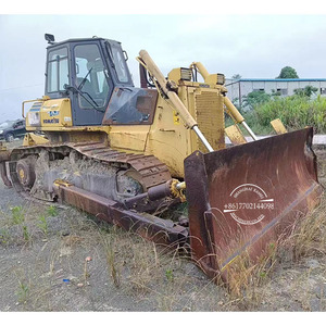 En Venta: Bulldozer Komatsu D85ESS de Alta Capacidad de Carga, Bomba de Motor, Capacidad de 4.5m³, Máquina de Movimiento de Tierras para Construcción - Product Image 1
