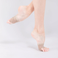 Dttrol D017000 Vente en gros de chaussures de danse moderne Baili quatre trous vêtements de danse classique tongs pour pieds pratique pour femmes