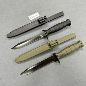 سكين صيد خارجي عالي الكفاءة وحاد محمول بشفرة ثابتة ومقبض من الألياف الزجاجية وشفرة Drop Point رفيعة مطلية بالأكسدة السوداء - Product Image 3