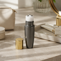 Flacon roll-on en plastique de 15 ml avec 3 billelettes, rechargeable, vide, pour emballage cosmétique, OEM ODM