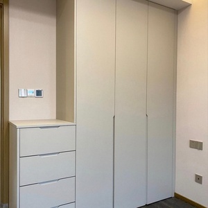 Modern Adjustable Wood <b>Wardrobe</b> Floor-to-Ceiling Doors Recessed Handles Minimalist Design Compact Large Capacity Hotel Villa - Product Image 5