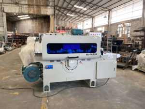 ZICAR automatic straight line single blade rip saw carpenter wood cutting <b>machine</b> for solid wood furniture - Product Image 2