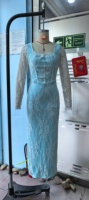 Robe de soirée moulante BH1949 à col carré, patchwork de dentelle, taille fendue, manches longues, amincissante, avec fermeture éclair