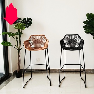 <span class=keywords><strong>Chaise</strong></span> en rotin haute bar extérieur tabouret de bar en rotin tissé <span class=keywords><strong>chaise</strong></span> de réception <span class=keywords><strong>chaise</strong></span> haute d'art en rotin - Product Image 3