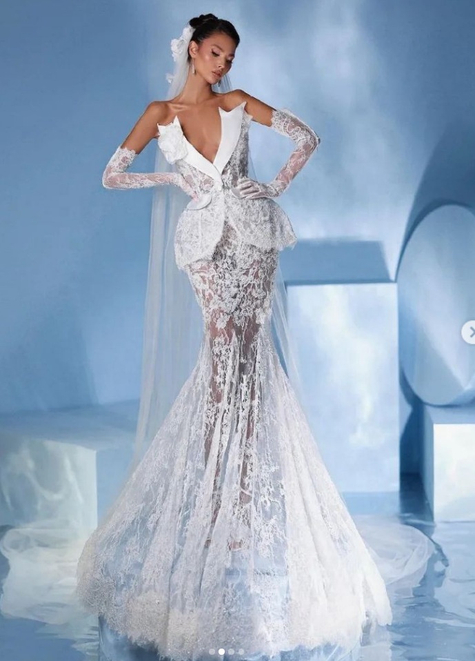 white lace fishtail dress Elegant Fishtail Floor Off Shoulder Sleeveless Wholesale Wedding Dress