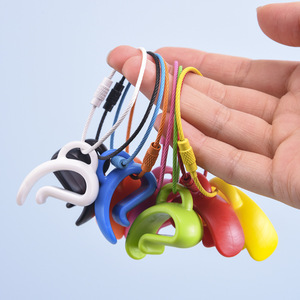 Clip de suspension Discboy pour frisbee, crochet de rangement portable, accessoire de sport extérieur, matériau PP multicolore - Product Image 1