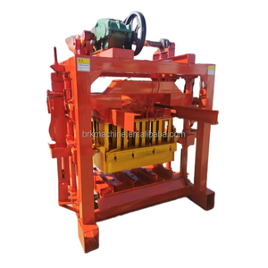 Machine à briques de pavage du Nigéria QTJ4-40 Houdis, machine à blocs creux avec pompe à ciment pour les clients du Laos, du Cambodge, du Vietnam et du Cameroun - Product Image 2