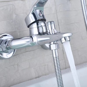 Fournisseur <span class=keywords><strong>d</strong></span>'usine Robinet mélangeur de baignoire carré <span class=keywords><strong>mural</strong></span> en zinc à bas <span class=keywords><strong>prix</strong></span> Robinet de douche <span class=keywords><strong>pour</strong></span> salle de bain - Product Image 4