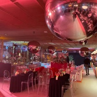 Sphère miroir gonflable suspendue en PVC chromé pour la décoration extérieure de Noël, de scènes et de festivals