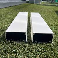 Canal hydroponique NFT en PVC bicolore 100 % occultant pour légumes-feuilles en serre commerciale