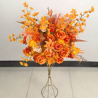 NINI Boule de fleurs ronde orange faite à la main pour fête d'anniversaire, bougeoir suspendu au plafond, centre de table de mariage, boule de fleurs de bienvenue