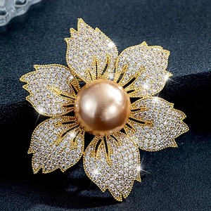 دبوس زينة أنيق على شكل زهرة البوهينيا البنفسجية للنساء - Product Image 2