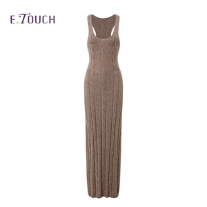 Abito Lungo <span class=keywords><strong>in</strong></span> <span class=keywords><strong>Maglia</strong></span> <span class=keywords><strong>Marrone</strong></span> con Spacco Laterale, Sexy e Aderente, Stile Casual Autunnale di Alta Qualità - Product Image 1