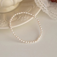 Bracelet en perles de millet en perles d'eau douce naturelles ultra-fines, tissé à la main, minimaliste, haut de gamme, empilable, forme géométrique, 3-4mm, pour femmes