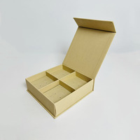 Boîte de papier spéciale personnalisée de luxe avec couverture en lin pour cadeaux boîte de papier de haute qualité avec couvercle magnétique boîte cadeau