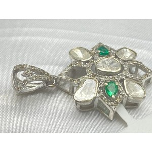 Nouveau pendentif émeraude de luxe à succès, en argent sterling 925, cadeau pour fête, mariage, fiançailles, cérémonies religieuses, événements - Product Image 2