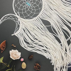 <span class=keywords><strong>Acchiappasogni</strong></span> Boho Grande Fatto a Mano, Decorazione Murale a Tripla Luna in Corda di Cotone Bianca Intrecciata Macramè - Product Image 3
