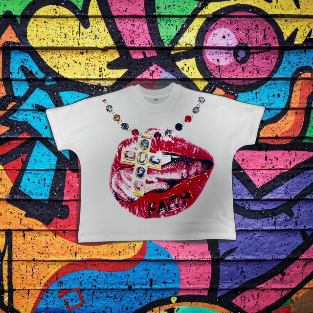 OEM Custom LOGO Drop Shoulder Graphic t Shirts Men's Streetwear Boxy Fit Cropped t Shirt 100% Cotton Oversized Tshirt 300 Gsm