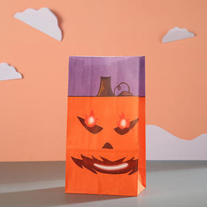 Bolsa de papel Kraft con diseño de estilo ligero Simple de 80G, Serie de bolsas de regalo de comida para Halloween, dulces, pedidos personalizados para vacaciones al por mayor - Product Image 2
