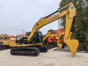 รถขุดตีนตะขาบ CAT 320D2 มือสอง สภาพดี เหมาะสำหรับงานวิศวกรรม ราคาถูก ขายดี - Product Image 4