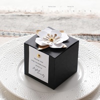 Boîtes en papier de bonbons noirs Personnalisez acceptez les noms que nous pouvons imprimer votre logo sur ces boîtes de rangement en chocolat de mariage noir pour les invités
