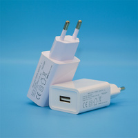 Chargeur US EU Prix compétitif Prise 5V2A Tête de charge 10W adaptée au chargement des téléphones portables et des appareils électriques