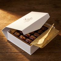 Boîte cadeau de luxe personnalisée aux dattes rouges |   Boîte à fermeture magnétique rigide de qualité supérieure pour jujubes |   Emballage alimentaire haut de gamme en gros