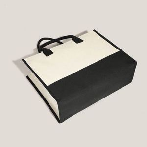 Bolsa de Lona Impermeable con Logotipo Personalizado, Cierre de Cremallera y Bolsillo Interior - Regalos Personalizados para Mamá, Maestra, Amiga - Product Image 2